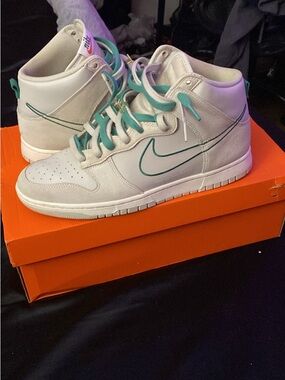 Nike White Sneakers with Teal Accent